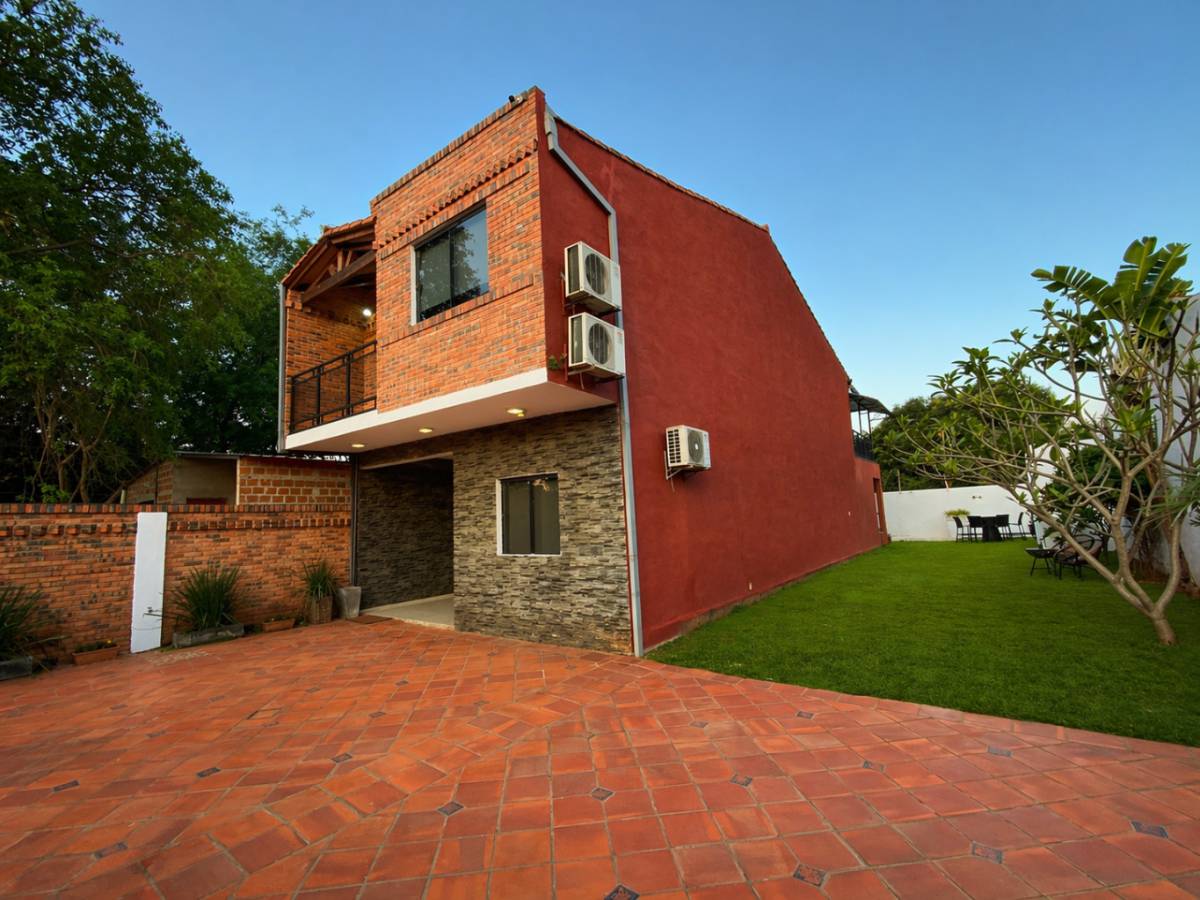 ALQUILO CASA AMOBLADA  EN LUQUE LAURELTY — foto 2