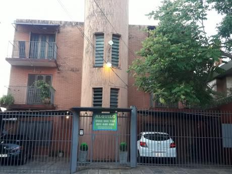 Departamento En Lambaré A Cuadras De La Av. Felix Bogado