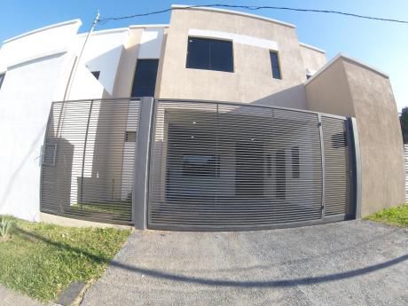 Alquilo Dúplex A Estrenar En Las Golondrinas.-