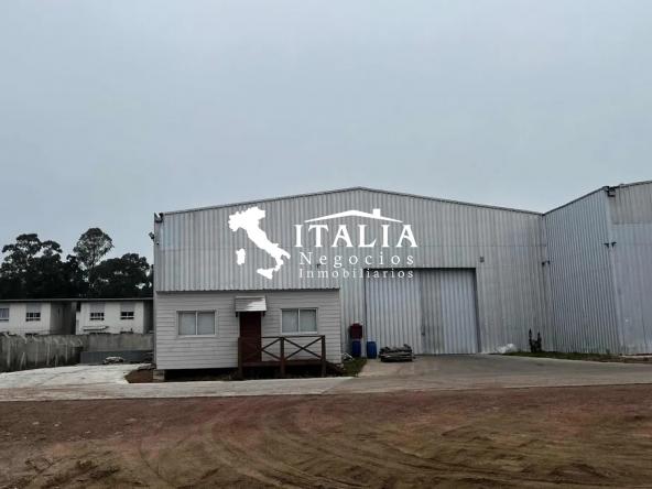 GALPON / DEPOSITO RUTA 5 Y RUTA 102 - UNO DE 600 M2 Y OTRO DE 720 M2