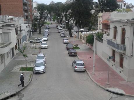 Venta Apartamento Pocitos 2 Dorm.