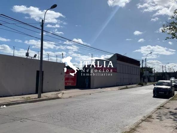 Gran Predio 8000 M2 Con Salida A 2 Calles Totalmente Hormigonado · Foto 4