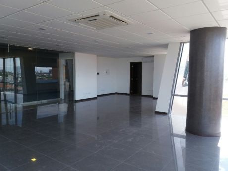 Bonita Oficina A Estrenar En Equipetrol Edificio Empresarial Torre Alas
