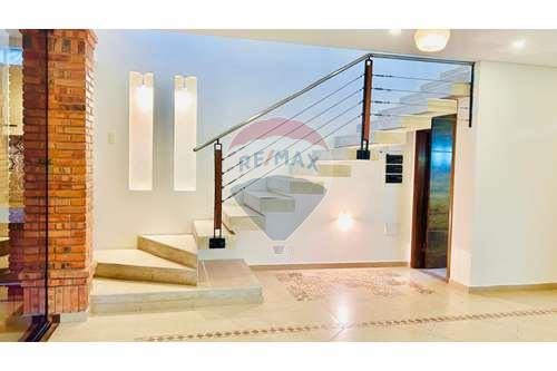 ALQUILO DUPLEX EN VILLA ADELA LUQUE — foto 3