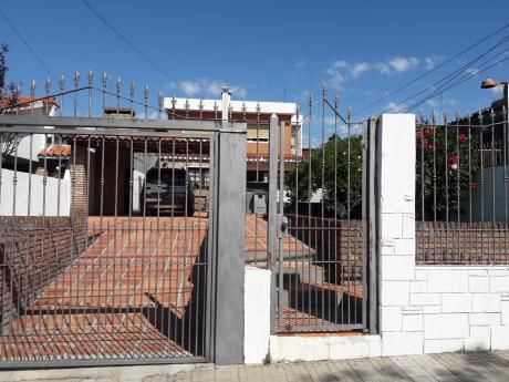 Importante Propiedad Padron Comun 4 Dormitorios Acepta Banco
