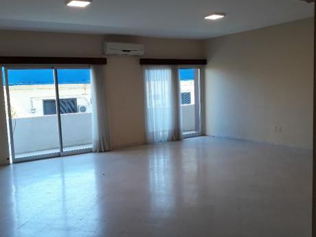 Alquilo Amplio Dept. De 3 Habitaciones En El Centro