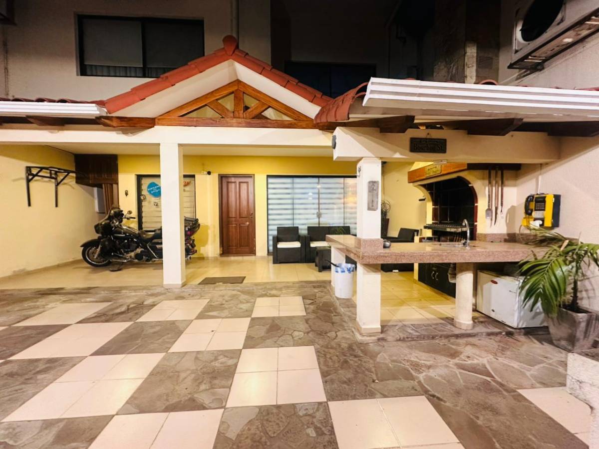 Casa en alquiler en Sur
