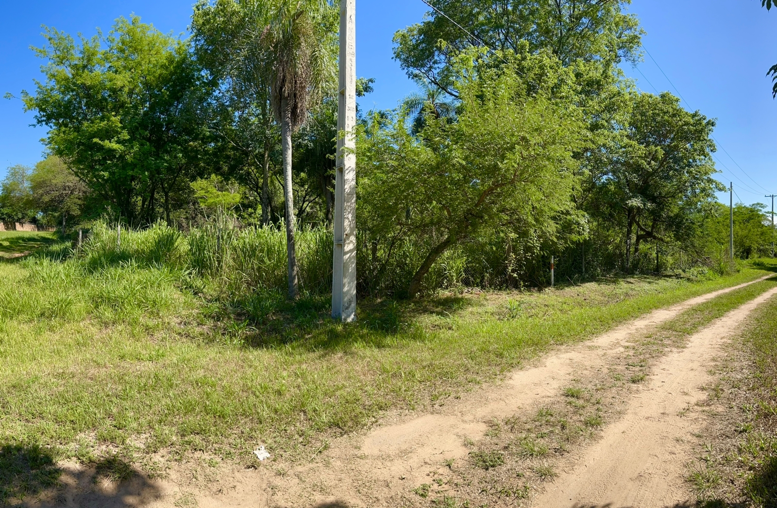 VENDO TERRENO EN SURUBI´I DE 1.300 Mts2 EN ESQUINA. COD LG — foto 3
