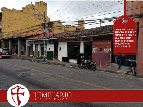 Venta.- 386,000 $us Casa Antigua Zona Los Pozos