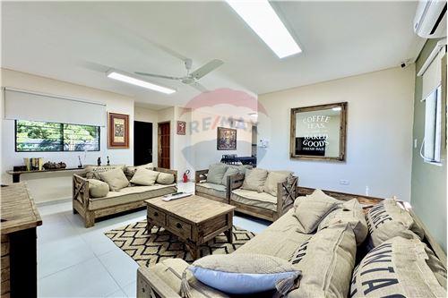 Casa-Venta-PY Cordillera Altos — foto 2