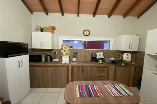 Casa en alquiler en Ycuá Satí