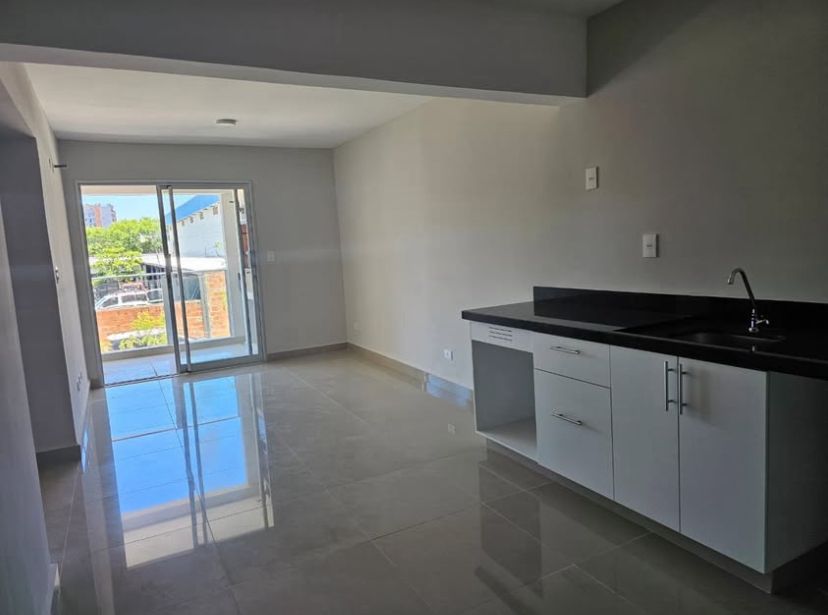 Alquilo Dpto. en RESIDENCIAL STA MARIA - Luque — foto 2