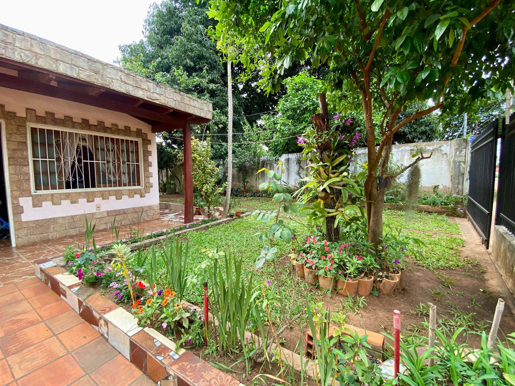 CASA FUNCIONAL EN VENTA - MARIANO R. ALONSO — foto 2