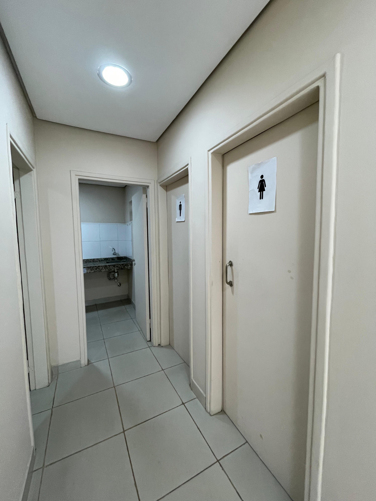 AVDA. MCAL. LOPEZ, EN ALQUILER, OFICINA CORPORATIVA DE 180 M2. — foto 2
