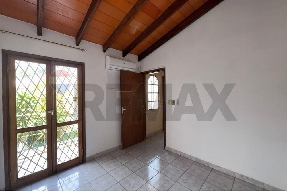 ALQUILO CASA EN BARRIO REPUBLICANO — foto 2