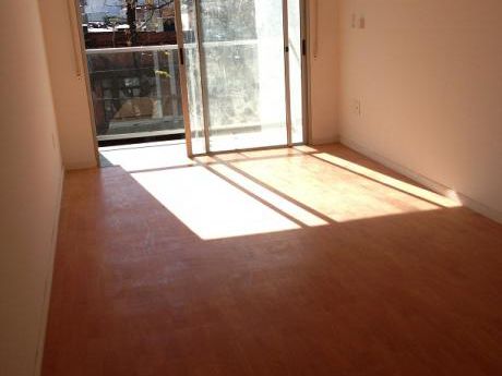 Alquiler De Apartamento Pocitos 1 Dorm Tza Con Gge Fijo