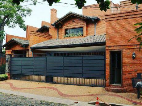 Capital Vende Mansion En Villa Morra