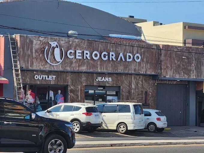 Local Comercial en Venta sobre Av. Eusebio Ayala, Barrio Mburicao — foto 2