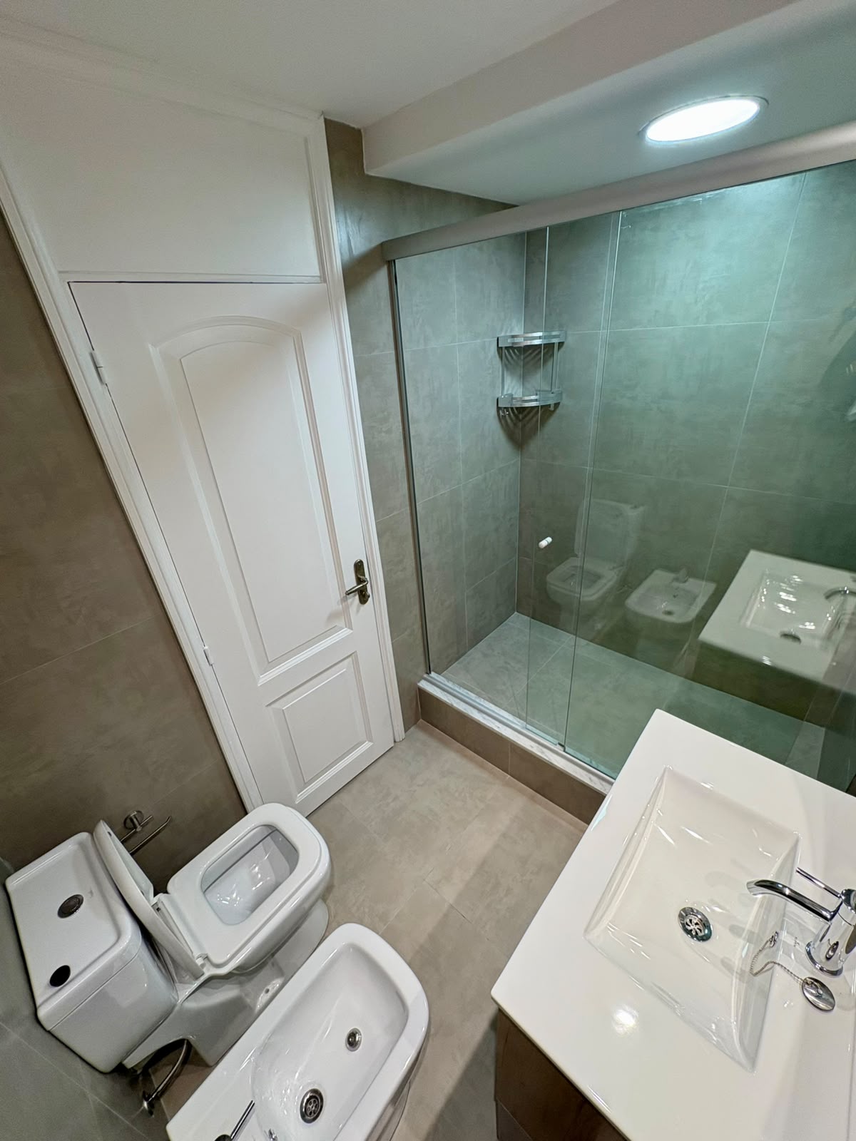 AMPLIO APARTAMENTO RECICLADO CON VISTA AL PUERTITO DEL BUCEO · Foto 4