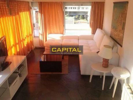 Apartamento En Venta, Península. Oportunidad!!