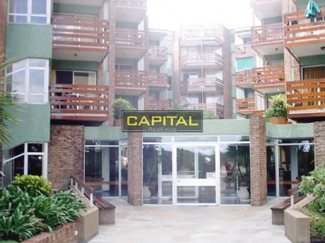 Apartamentos En Playa Mansa