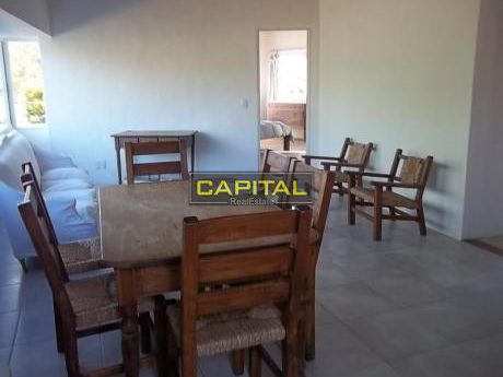 Comoda Casa En La Barra