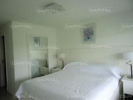 Apartamentos En Montoya