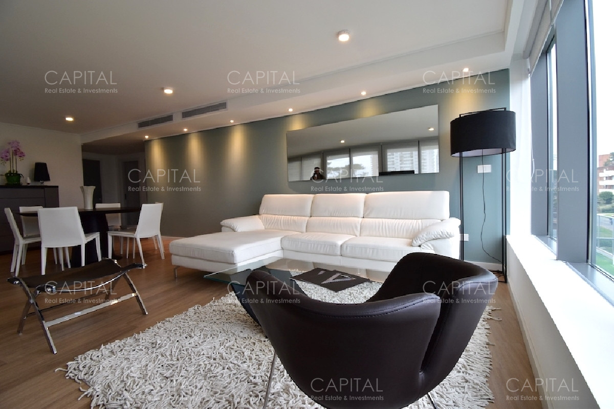 Excelente apartamento 3 dormitorios en suite Punta del Este + Alexander