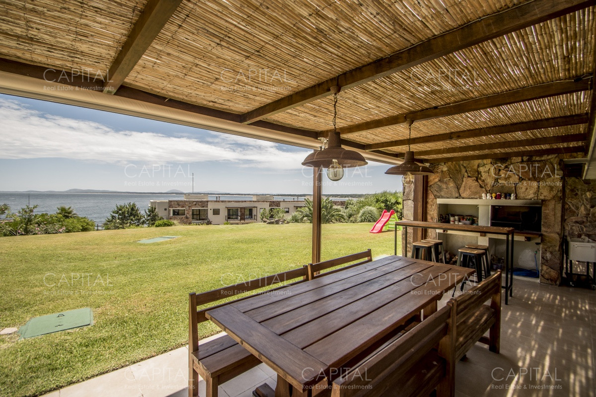 Apartamento en venta en Punta Ballena