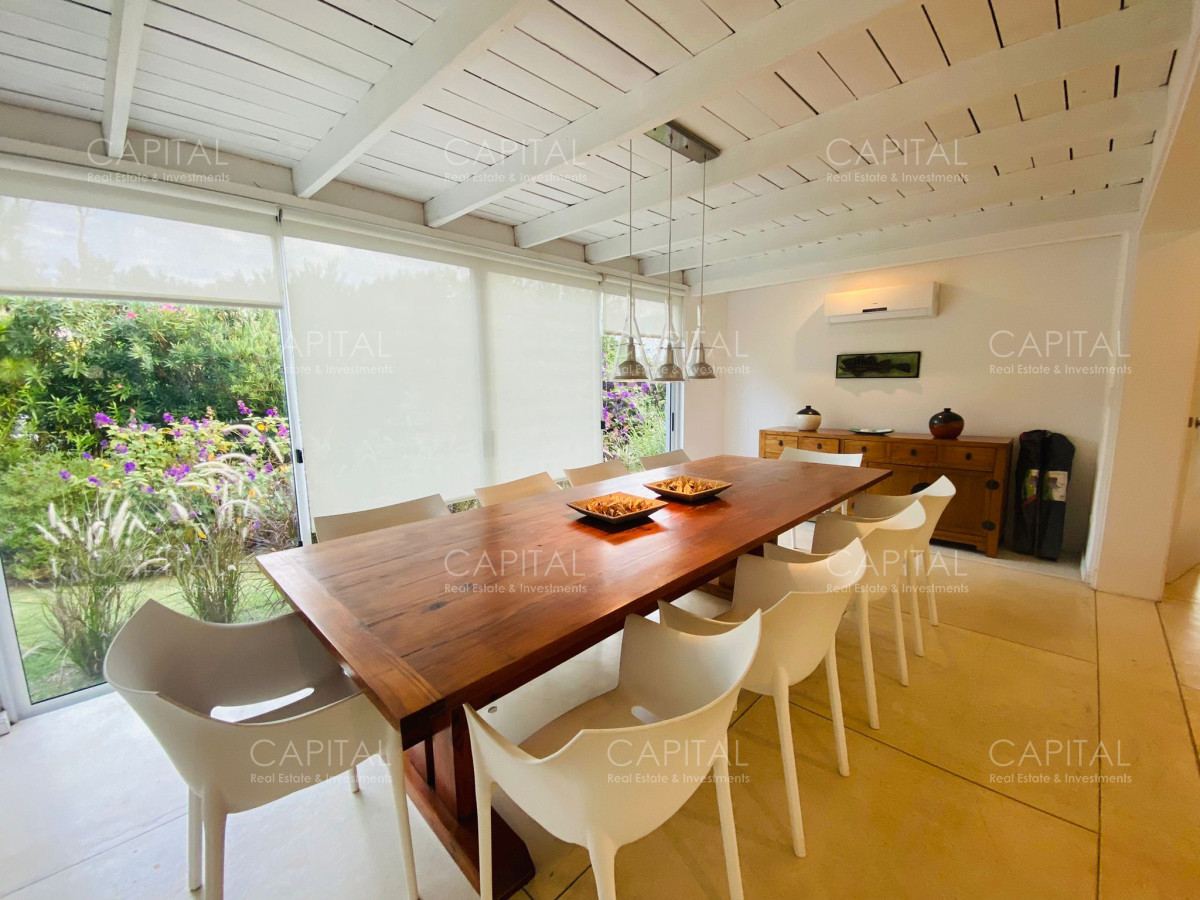 Excelente casa de Cinco Dormitorios en Laguna Blanca · Foto 5