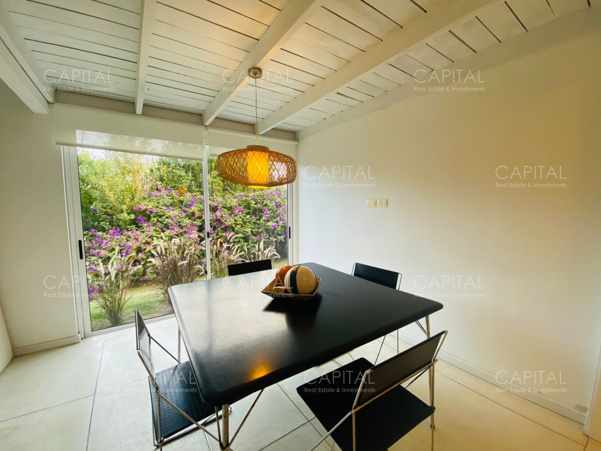 Excelente casa de Cinco Dormitorios en Laguna Blanca · Foto 7