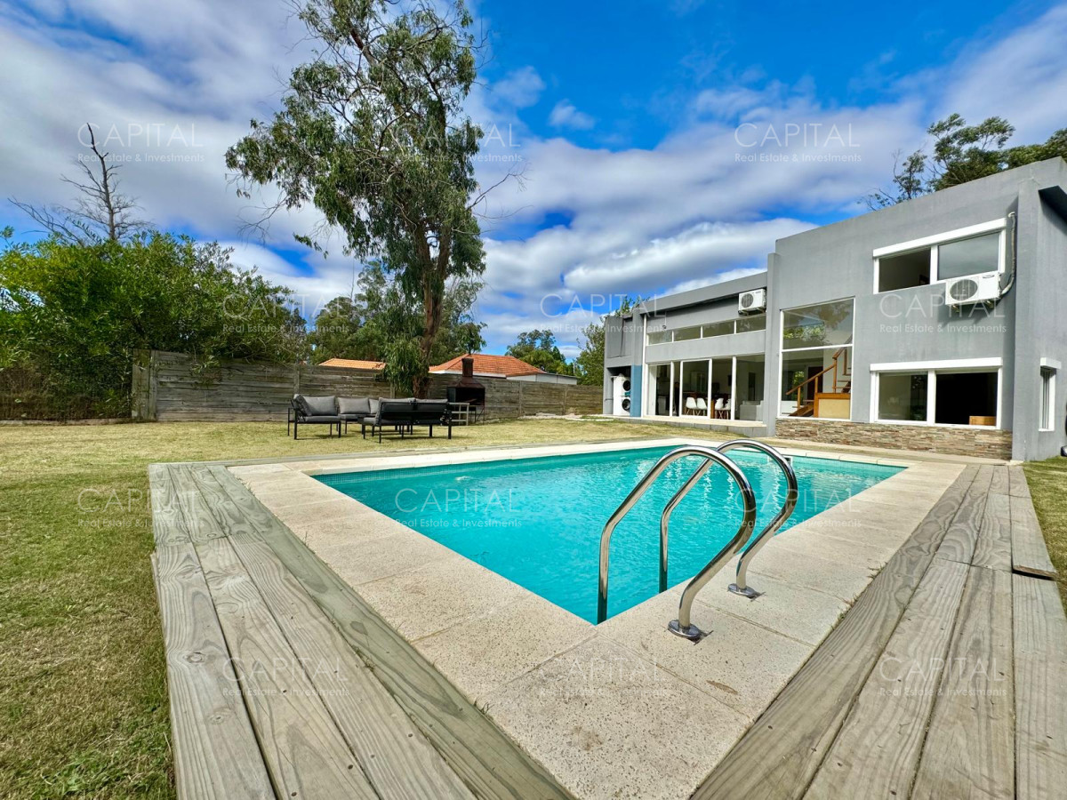 Casa de Tres dormitorios en Venta Punta del Este