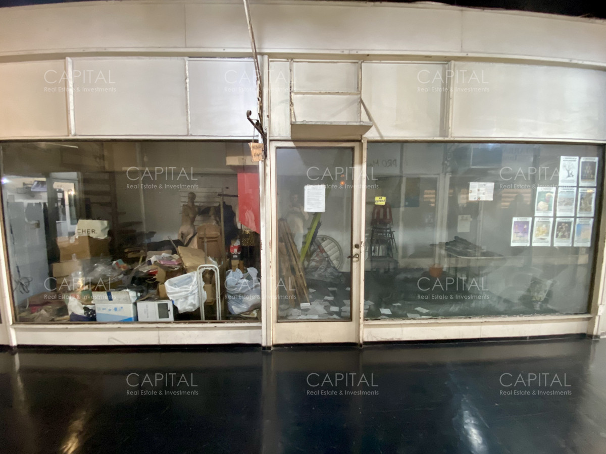 Venta y alquiler de locales Centro de Montevideo 18 de Julio · Foto 2