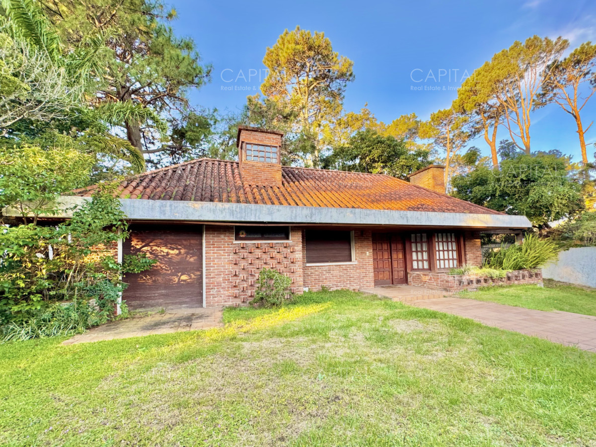 Casa en Venta de Tres Dormitorios en Cantegril
