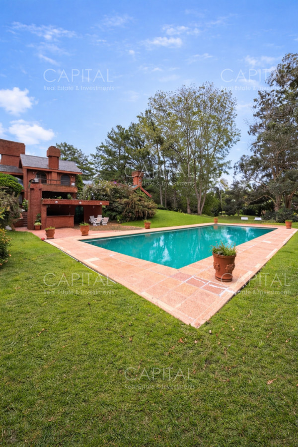 Casa en venta en Beverly Hills