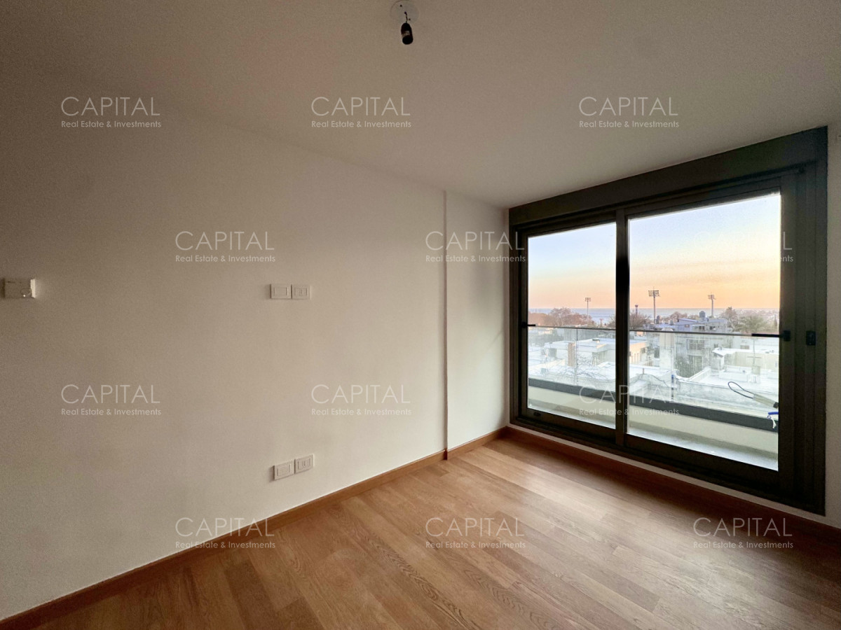 Alquiler de apartamento de dos dormitorios a estrenar en zona Parque Rodo · Foto 2