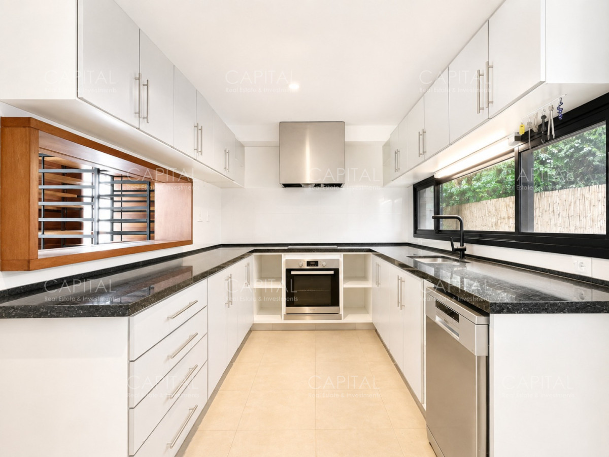 Casa en alquiler de seis dormitorios en Barrio San Nicolas · Foto 11