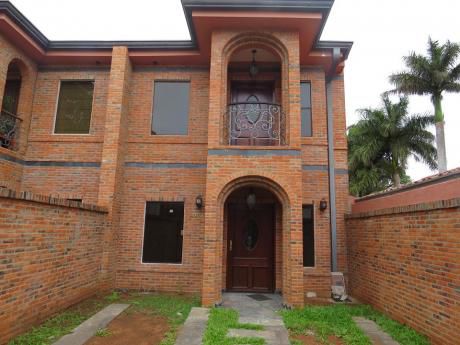 Alquilo Coqueto Duplex. Zona Villa Aurelia
