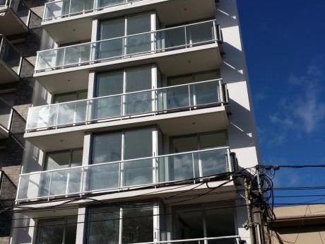 A Estrenar - Patio Y Parrillero De Uso Exclusivo