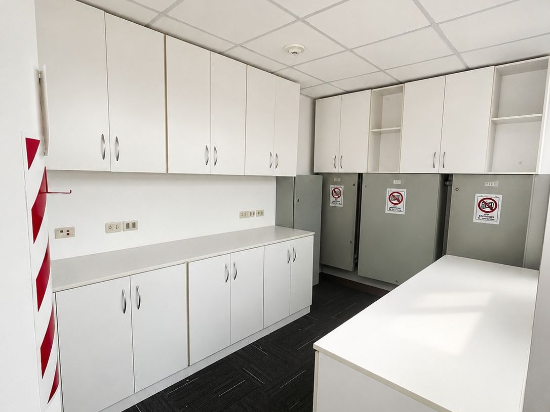 ALQUILER | OFICINA CORPORATIVA – PISO COMPLETO — foto 2