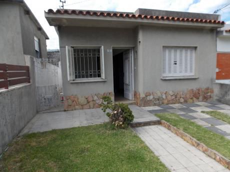 Casa A La Venta En La Teja, 2 O 3 Dormitorios