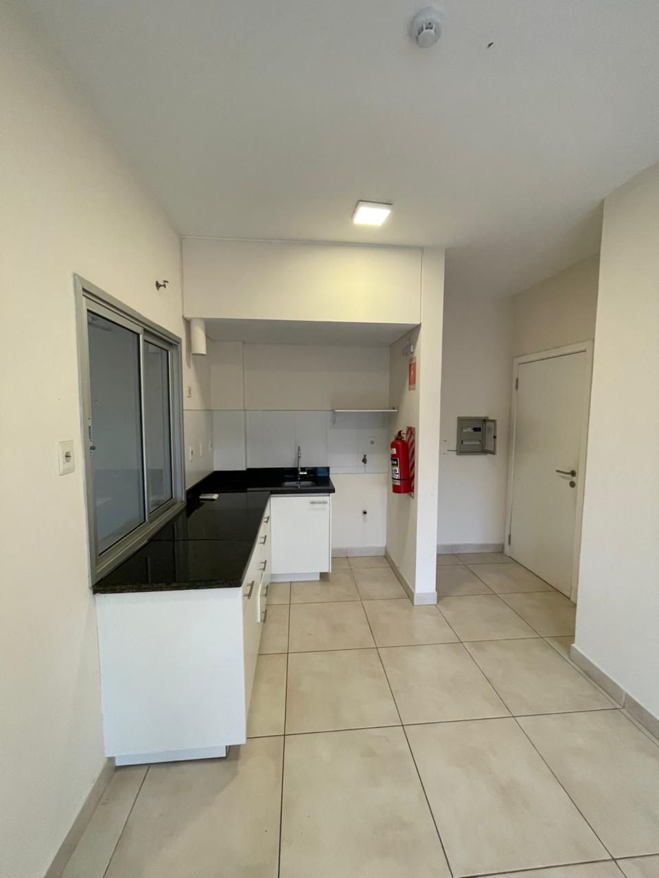 VENDO DEPARTAMENTO EN SAJONIA DE 1 DORMITORIO CON COCHERA — foto 3