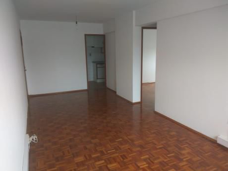 Apartamento 2 Dormitorios Y 1 Baño