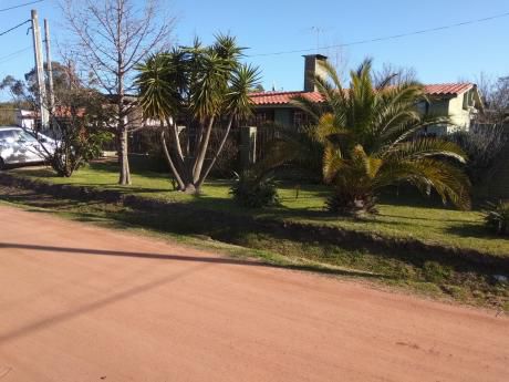 Sur. Chalet Ladrillos Y Tejas 3 Dormitorios, Garaje, Piscina, Apartamento Y Mas