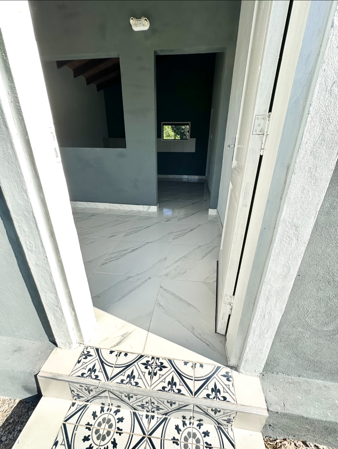 OFERTA casa en inmejorable ubicación zona Surubi'i Barrio Mirador en MRA!! — foto 2