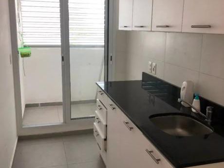 Apto De 2 Dor. Zona 8 De Octubre Y Propios