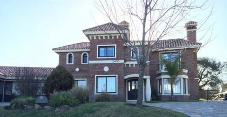 Altos De La Tahona