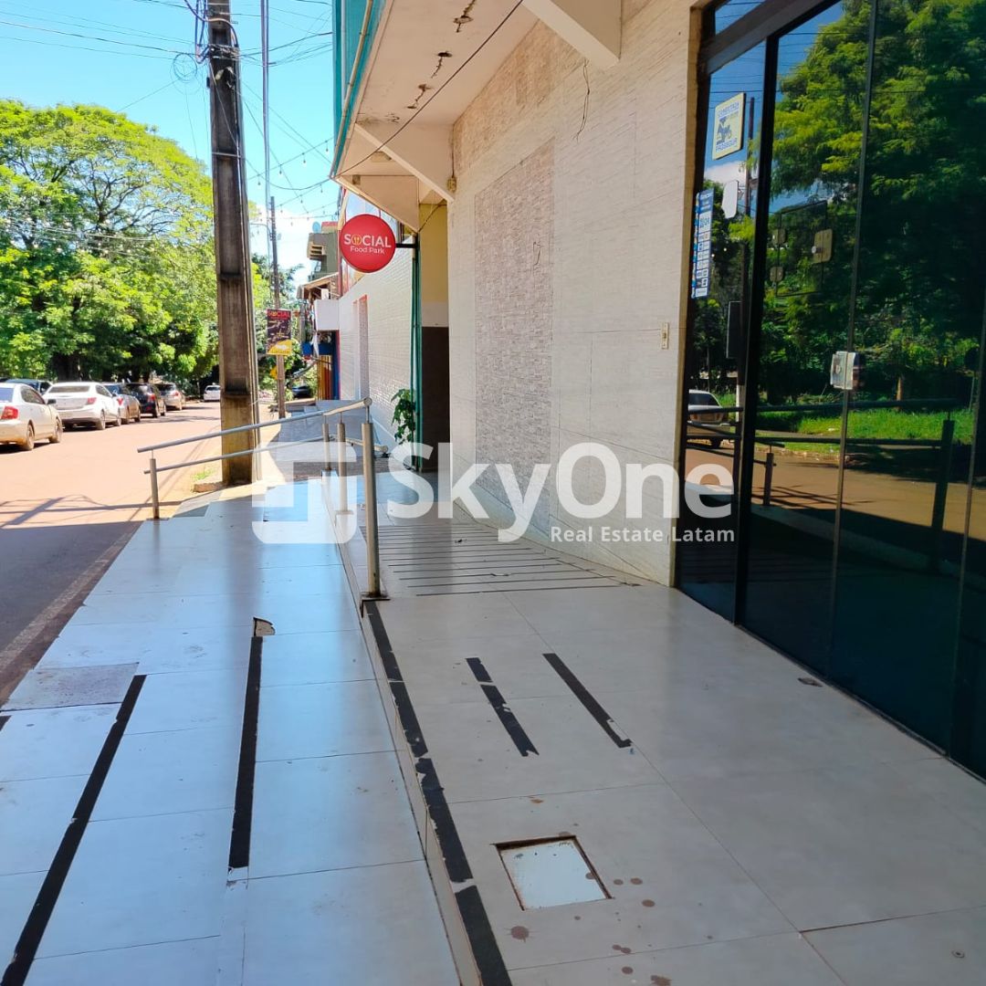 Salón Comercial En Alquiler – Km 4, Ciudad Del Este — foto 3