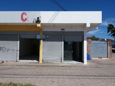 Local Comercial Sobre 3er. Anillo Interno Entre Avenidas Mutualista Y Alemana
