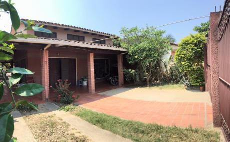 Casa En Venta - Montero . En El Centro De La Ciudad